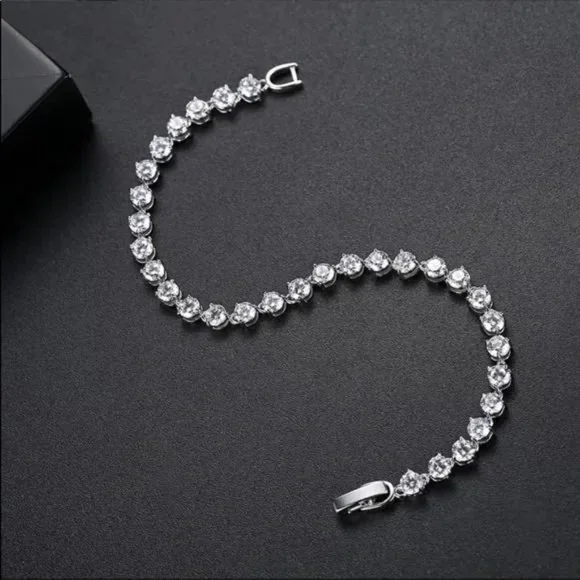 NEW 925 STERLING SILVER ROUND TENNIS BRACELET, NICE BRACELET, CUTE BRACELET - Picture 4 of 6